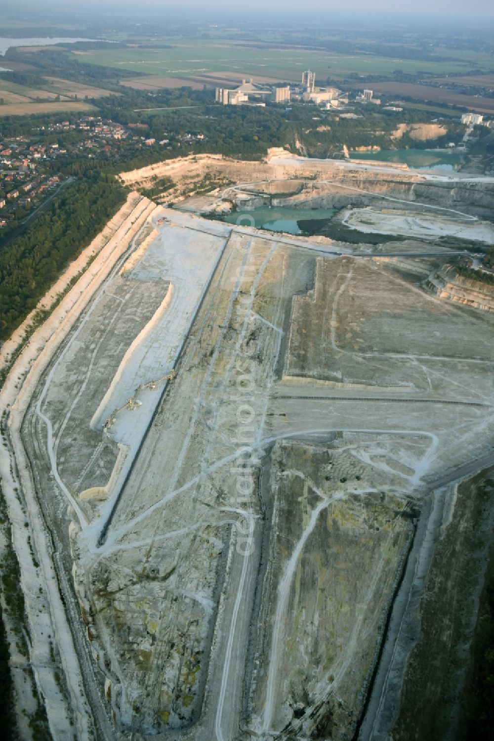 Aerial photograph Lägerdorf - Site and tailings area of the gravel mining of the united Kreide werke Dammann KG in Laegerdorf in the state Schleswig-Holstein