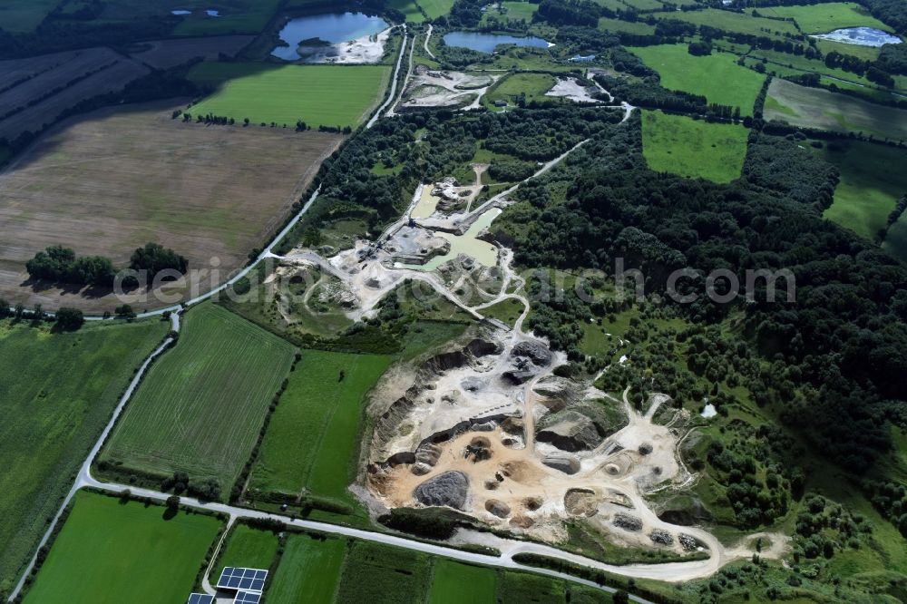 Aerial image Oeversee - Site and tailings area of the gravel mining of the Gonde Clausen Kies- und Betonwerk Oeversee GmbH in Oeversee in the state Schleswig-Holstein