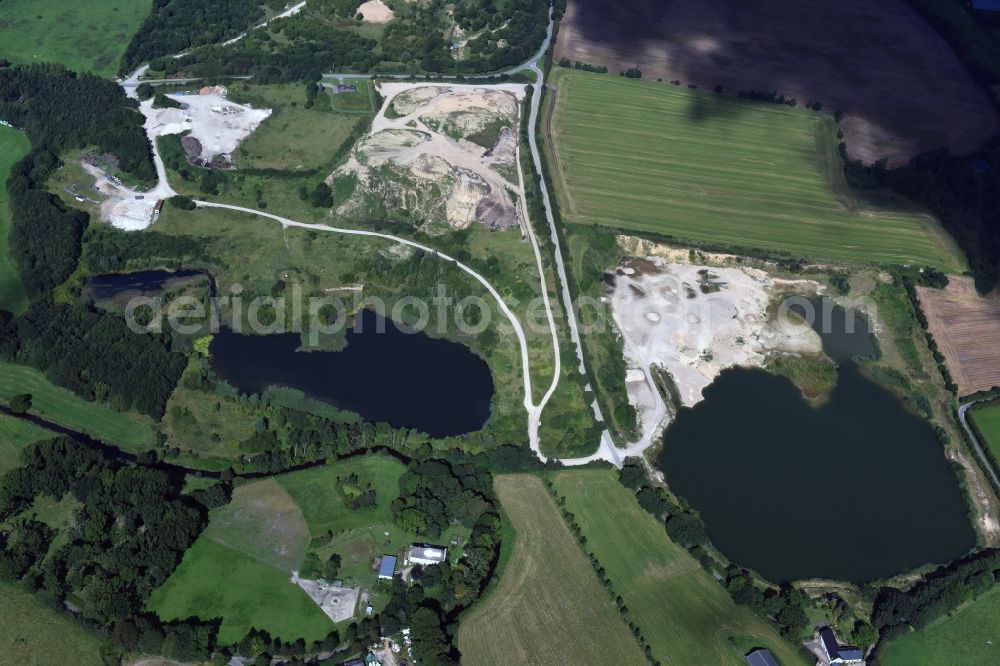 Aerial image Oeversee - Site and tailings area of the gravel mining of the Gonde Clausen Kies- und Betonwerk Oeversee GmbH in Oeversee in the state Schleswig-Holstein