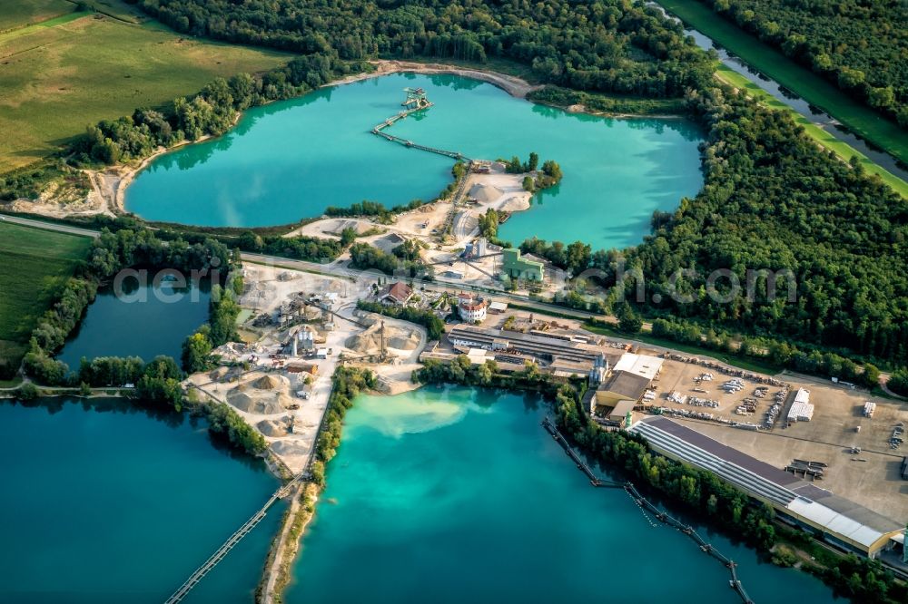 Aerial photograph Kenzingen - Site and tailings area of the gravel mining of VOGEL-BAU GmbH in Kenzingen in the state Baden-Wurttemberg, Germany