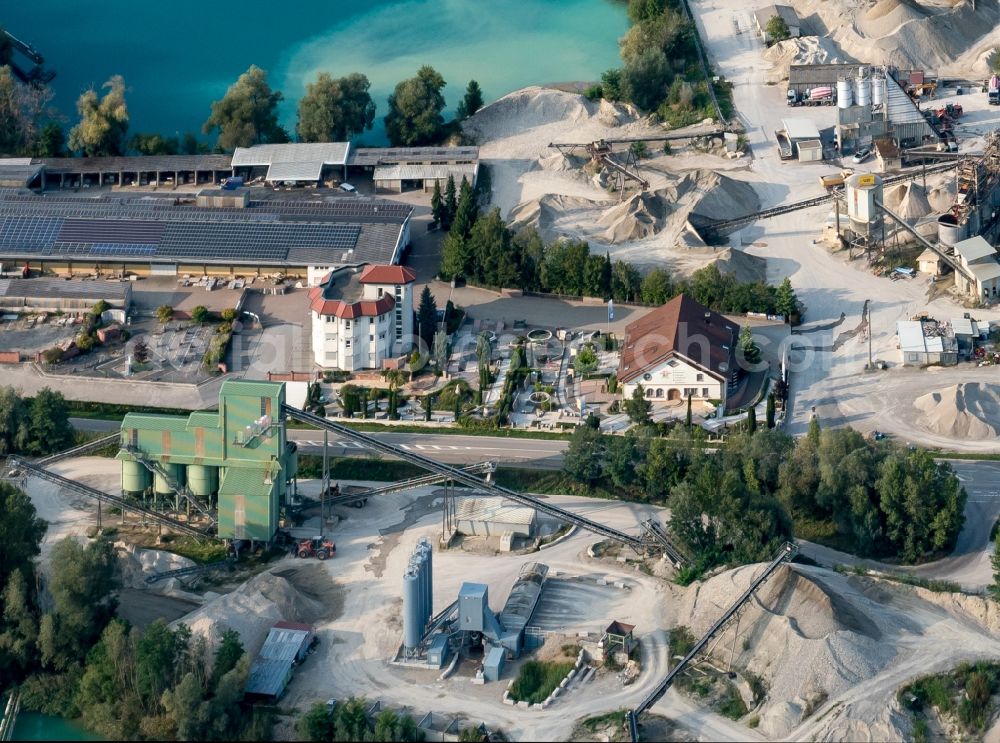 Aerial photograph Kenzingen - Site and tailings area of the gravel mining in Kenzingen in the state Baden-Wuerttemberg, Germany