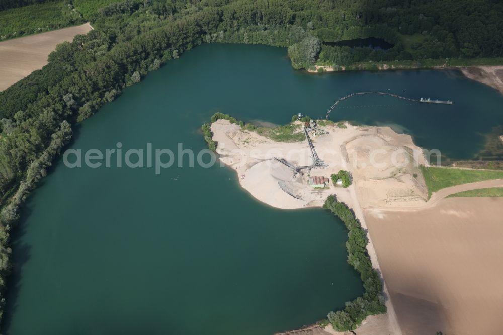  Groß-Gerau-Dornheim from above - Lake, gravel pit near Gross-Gerau in Hesse