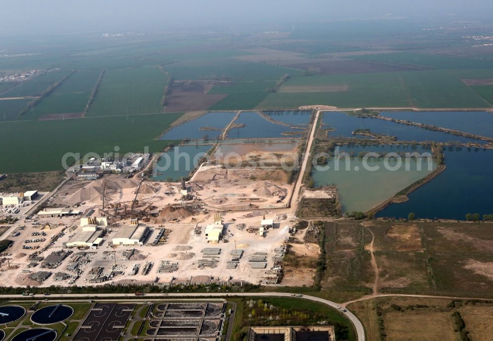 Aerial photograph Kühnhausen - Gravel and building materials factory of Kimm Baustoffwerke KG at Kühnhausen state of Thuringia