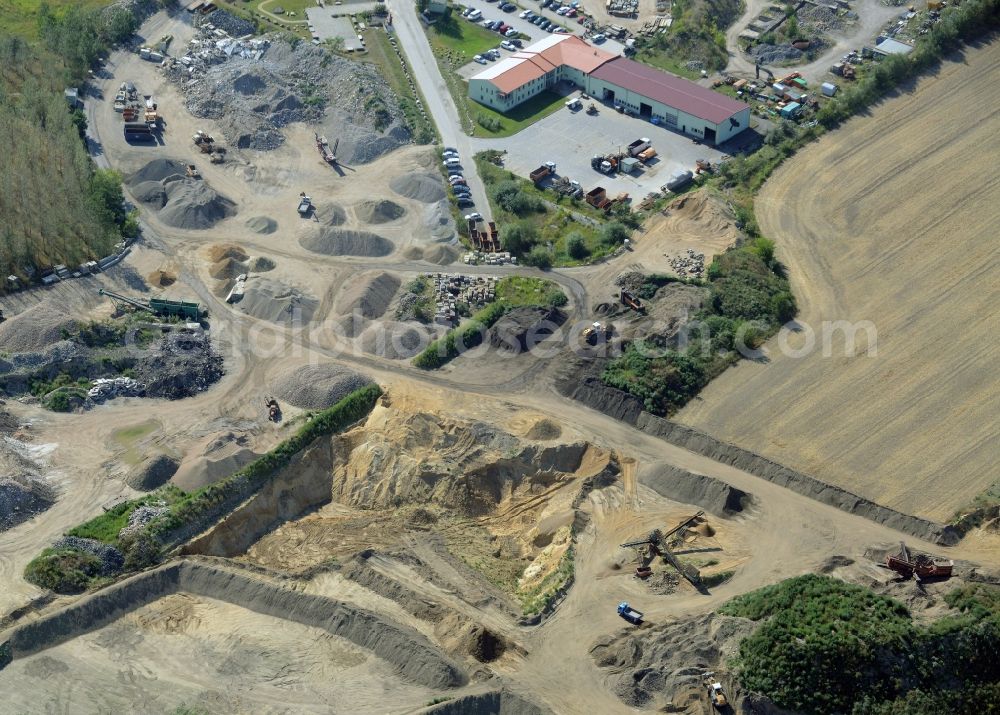 Aerial photograph Altlandsberg - Site and tailings area of the gravel mining of the Firma ARETA GmbH - Altlandsberger - Recycling - Erdbau - Tiefbau und Abriss in Altlandsberg in the state Brandenburg