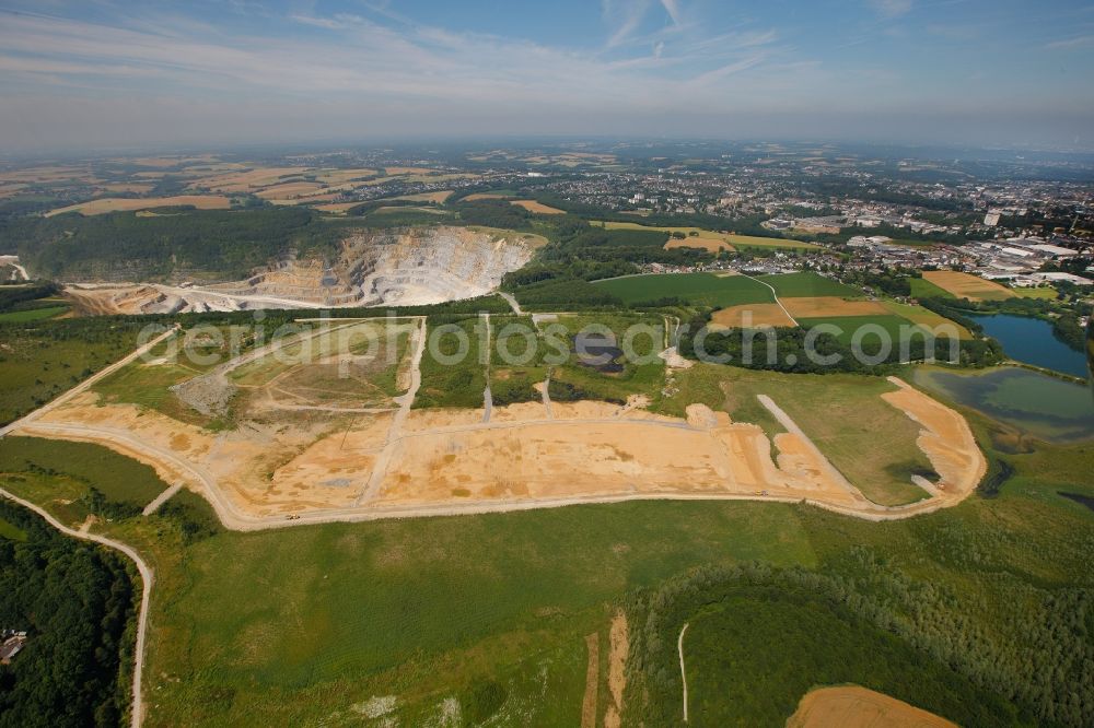 Aerial photograph Velbert - Gravel and sand quarry in Velbert in North Rhine-Westphalia