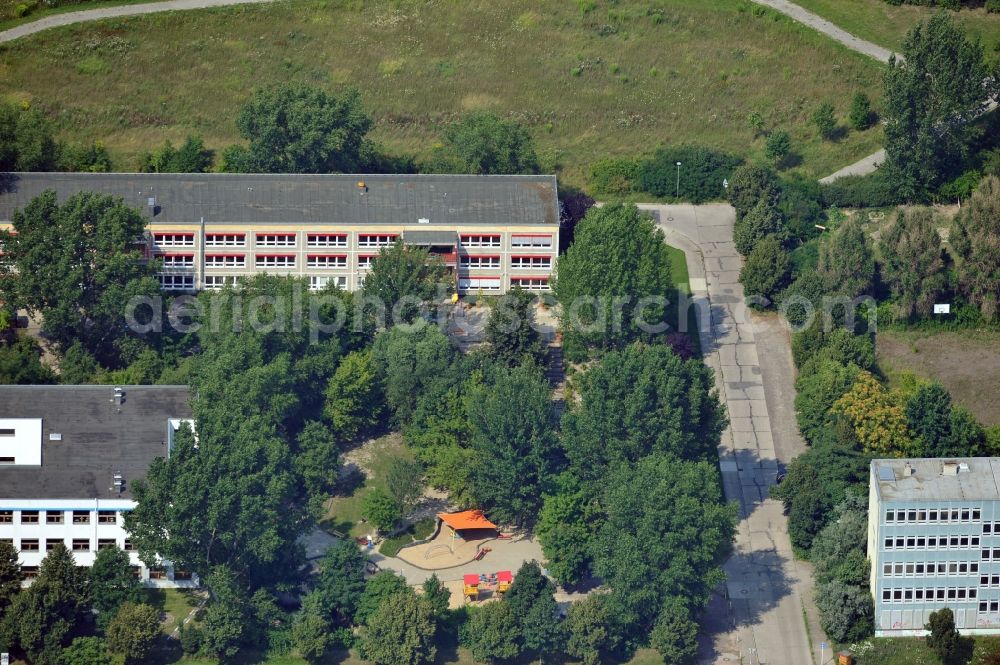 Aerial image Berlin - Kindergarten to the lakes in Berlin-Mahlsdorf