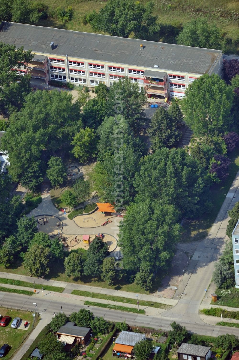 Aerial photograph Berlin - Kindergarten to the lakes in Berlin-Mahlsdorf