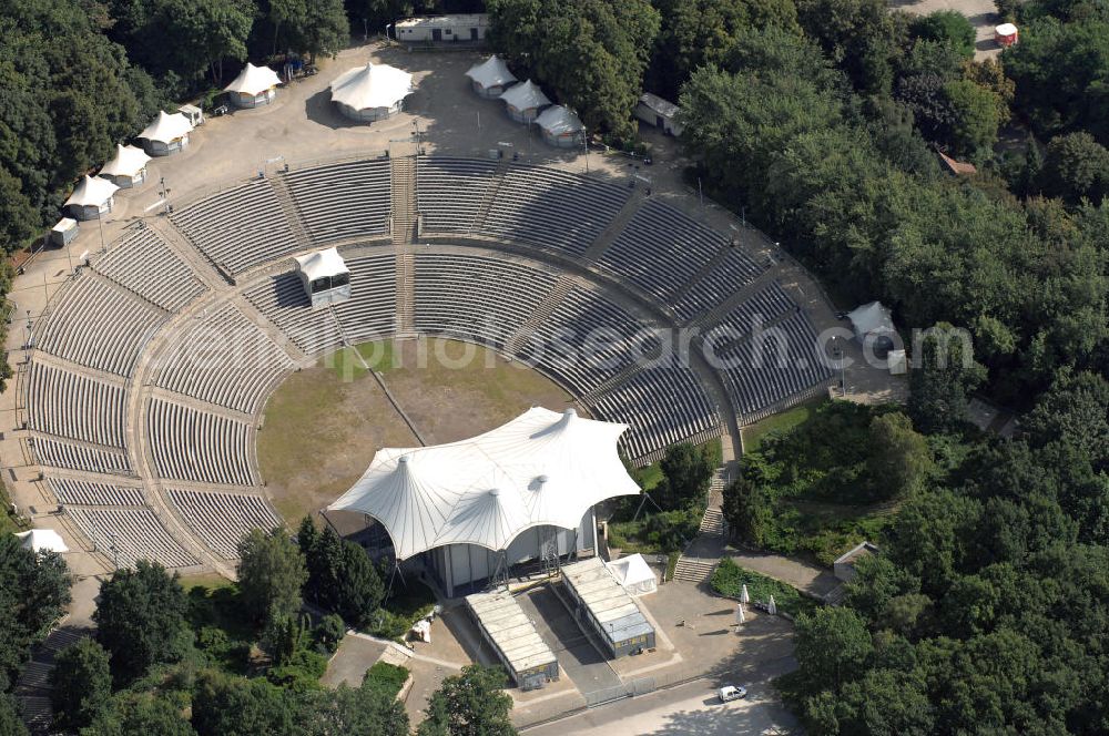 Berlin from above - Blick auf die Kindl-Bühne Wuhlheide (ehem. Parkbühne) An der Wuhlheide 187 in Berlin-Köpenick Telefon: 030 - 530 79 530 ,Betriebsbüro Parkbühne Wuhlheide GmbH Postfach 100240, 10562 Berlin,Tel: 030 - 85 75 810 ,Fax: 030 - 85 75 81 22 ,eMail: info@wuhlheide.de