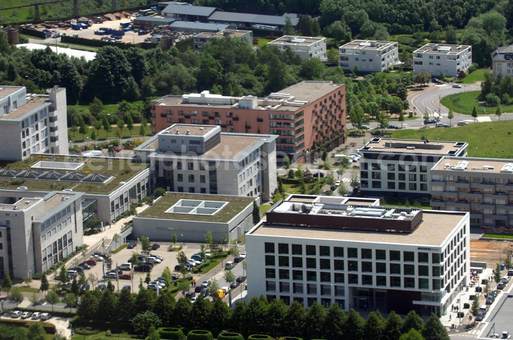 Luxemburg from the bird's eye view: Blick auf Neubauten an der Rue Joseph Leydenbach / Rue Charles Bernhoeft in Kirchberg, dem Europaviertel der Stadt Luxemburg.