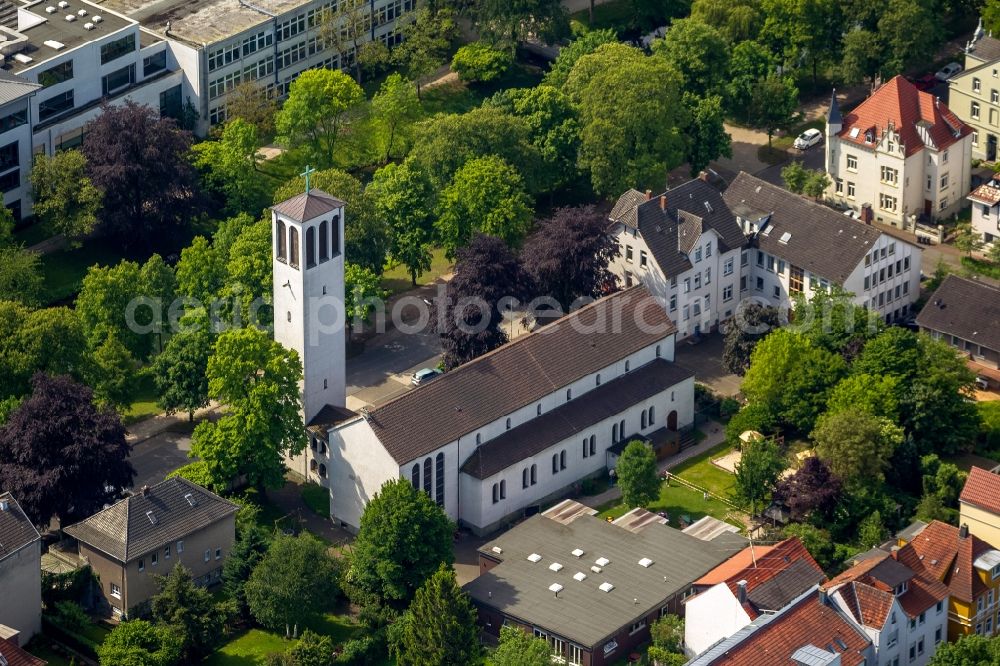 Aerial photograph Lippstadt - View of the church Sankt Elisabeth in Lippstadt in the state North Rhine-Westphalia