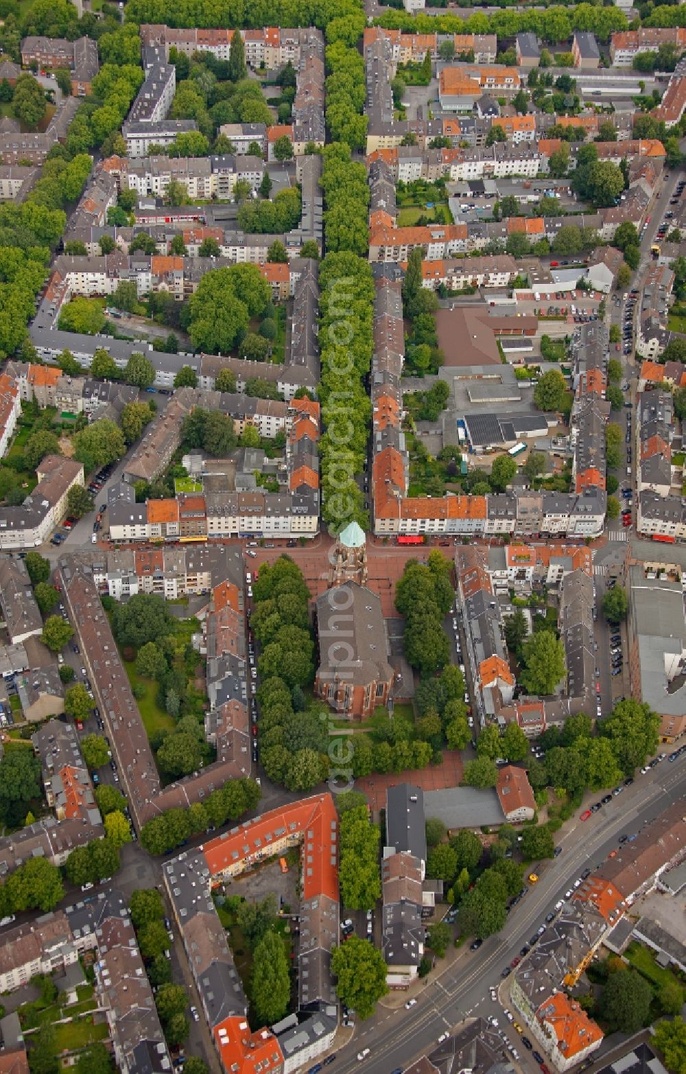 Aerial image Essen - View of the church St. Mariae Empfaengnis in Essen in the state North Rhine-Westphalia