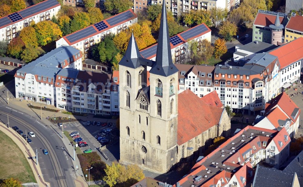 Aerial photograph Halberstadt - View of the church St. Martini in the old city of Halberstadt in the state Saxony-Anhalt. The St. Martini is a church in gothic architecture