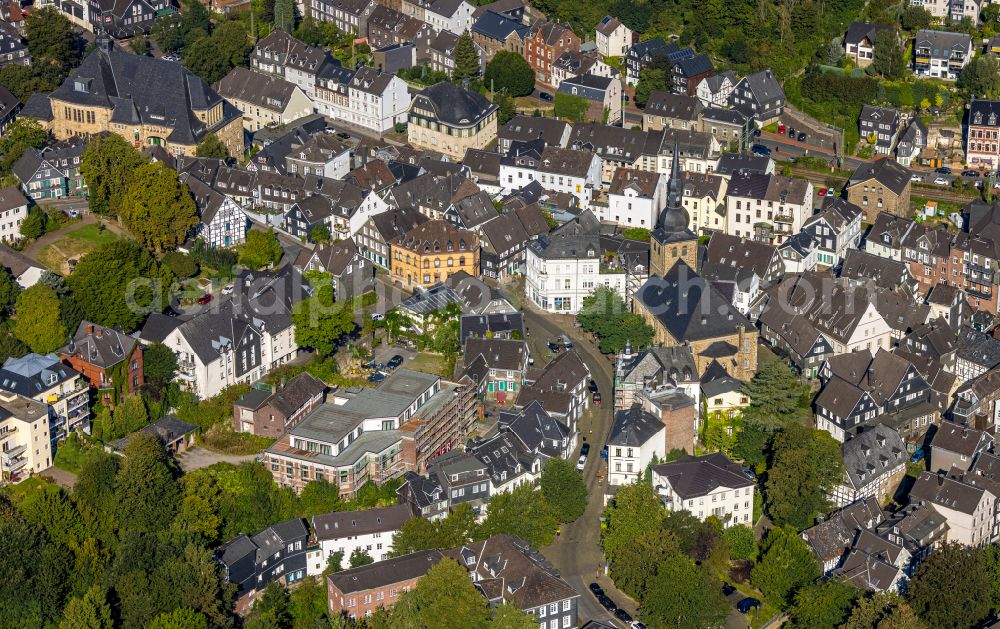 Langenberg from the bird's eye view: Church building Alte Kirche on street Hellerstrasse in Langenberg at Ruhrgebiet in the state North Rhine-Westphalia, Germany