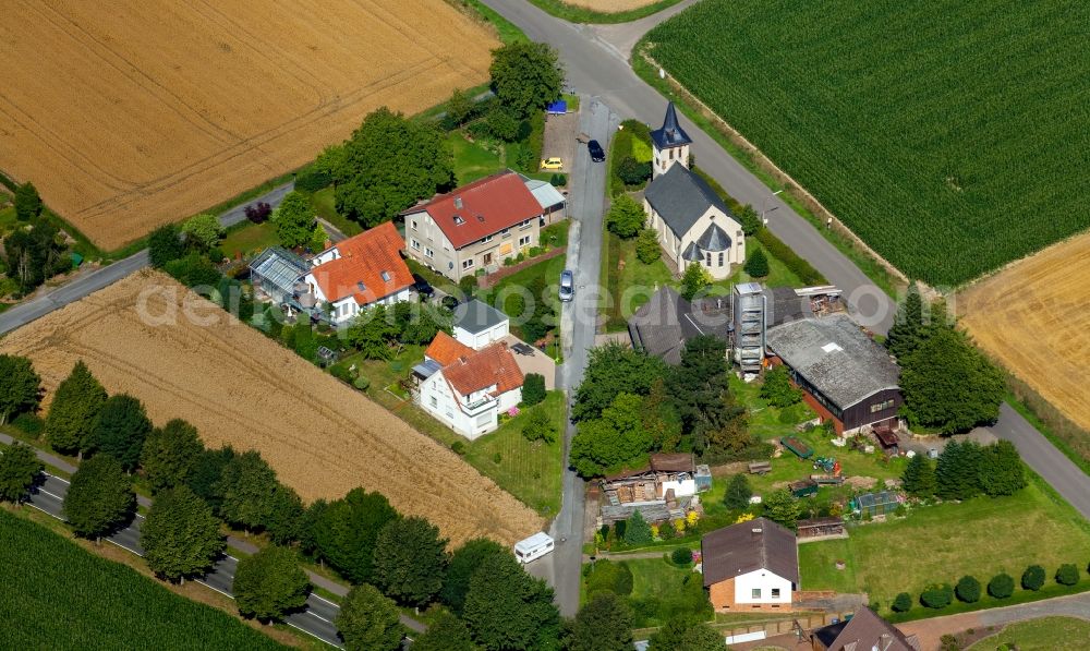 Aerial photograph Rödinghausen - Church building of the old church in the street An der Kirche in Roedinghausen in the state North Rhine-Westphalia