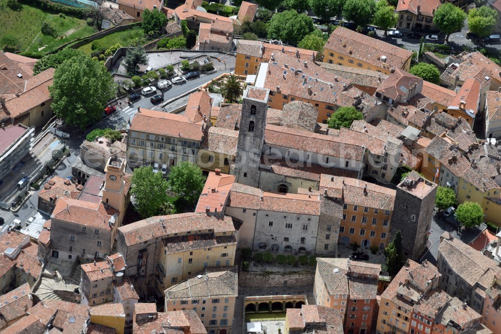 Grasse from the bird's eye view: Church building Old Town- center of downtown in Grasse in Provence-Alpes-Cote d'Azur, France