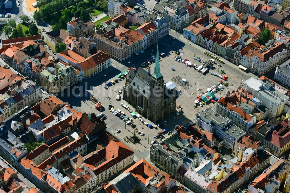 Aerial image Pilsen - Church building in St.-Bartholomaeus-Kathedrale on place Republiky Old Town- center of downtown in Pilsen in , Czech Republic