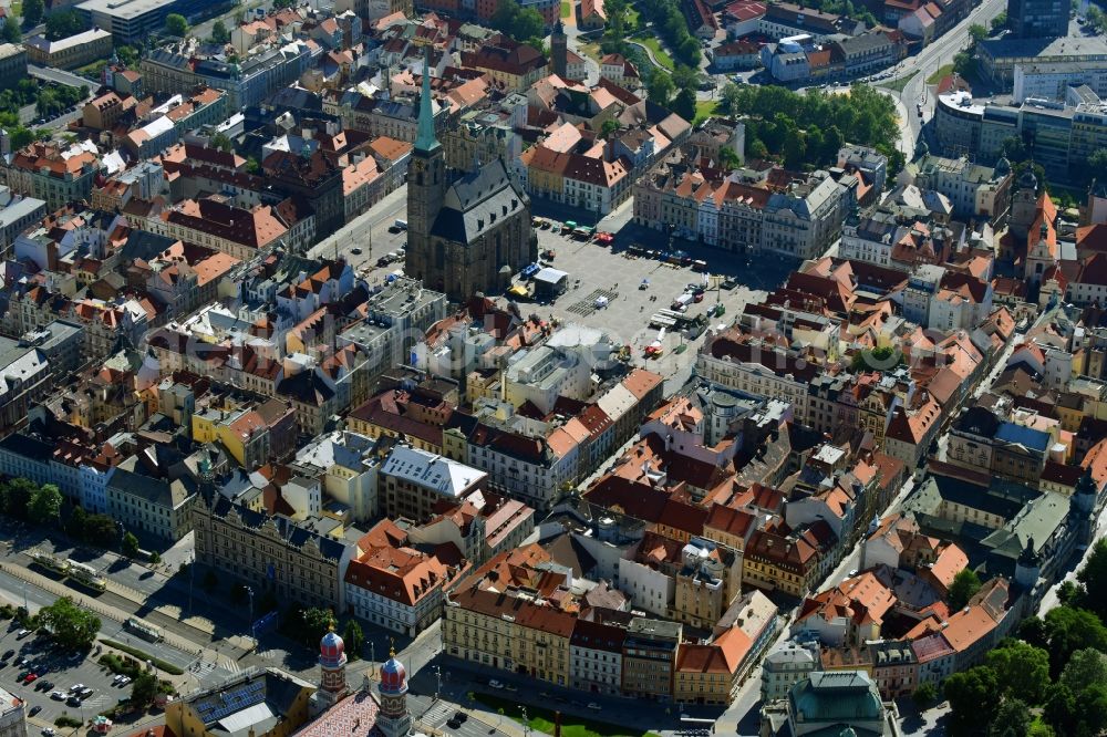 Pilsen from the bird's eye view: Church building in St.-Bartholomaeus-Kathedrale on place Republiky Old Town- center of downtown in Pilsen in , Czech Republic