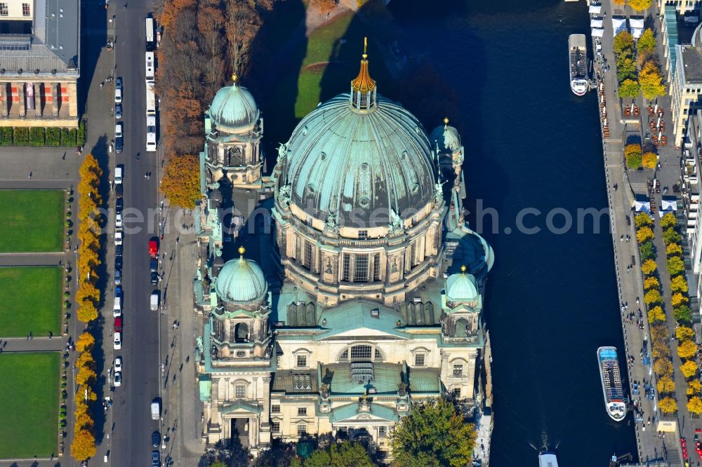 Berlin from above - Church building of the cathedral of Berliner Dom Am Lustgarten in the district Mitte in Berlin, Germany