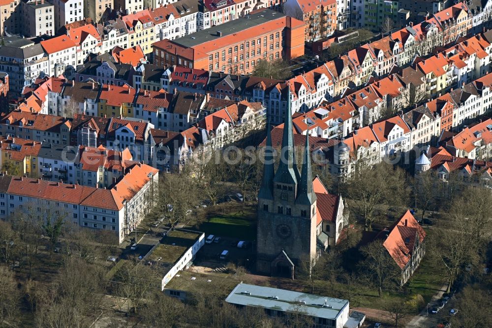 Aerial photograph Hannover - Church building of the Bethlehem church in the district of Linden-Limmer in Hannover in the federal state Lower Saxony, Germany