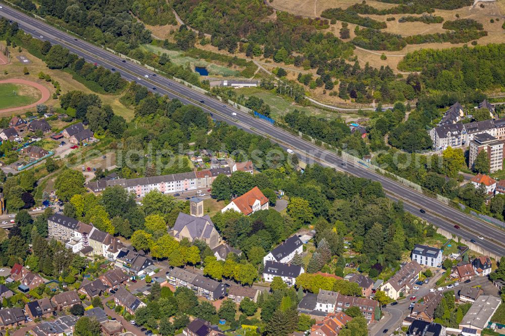 Aerial photograph Gelsenkirchen - Church building Christus-Kirche on street Bergstrasse in the district Beckhausen in Gelsenkirchen at Ruhrgebiet in the state North Rhine-Westphalia, Germany