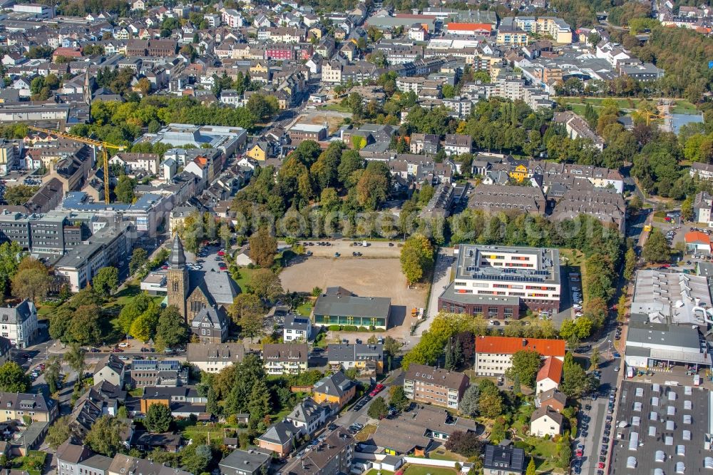 Velbert from above - Church building Christuskirche in the Gruenstrasse next to the Martin Luther King school in Velbert in the state North Rhine-Westphalia