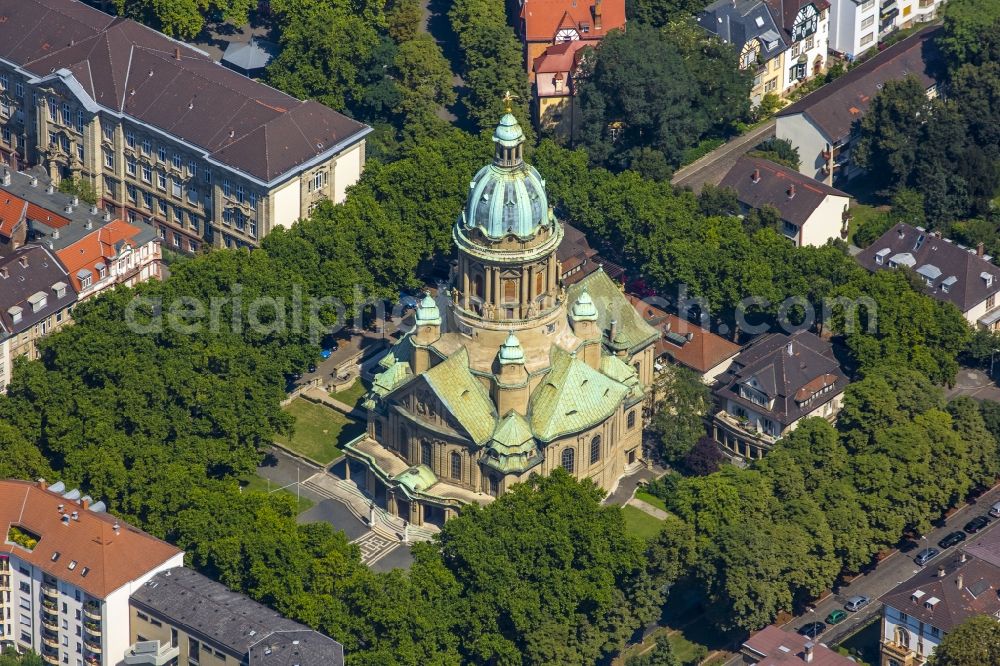 Aerial photograph Mannheim - Church building Christuskirche in Mannheim in the state Baden-Wuerttemberg