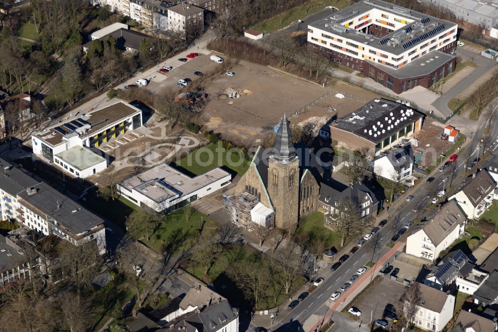 Velbert from above - Church building of Christuskirche on Gruenstrasse in Velbert in the state North Rhine-Westphalia, Germany