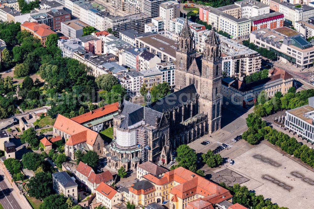 Aerial image Magdeburg - Church building cathedral in Magdeburg in the state Saxony-Anhalt, Germany