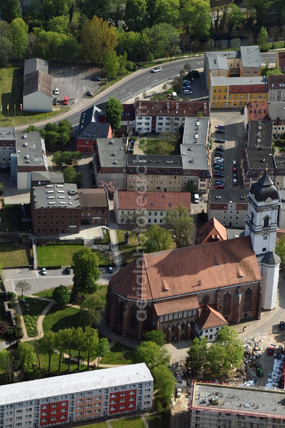 Aerial photograph Fürstenwalde/Spree - Church building of the cathedral of Dom St. Marien in Fuerstenwalde/Spree in the state Brandenburg