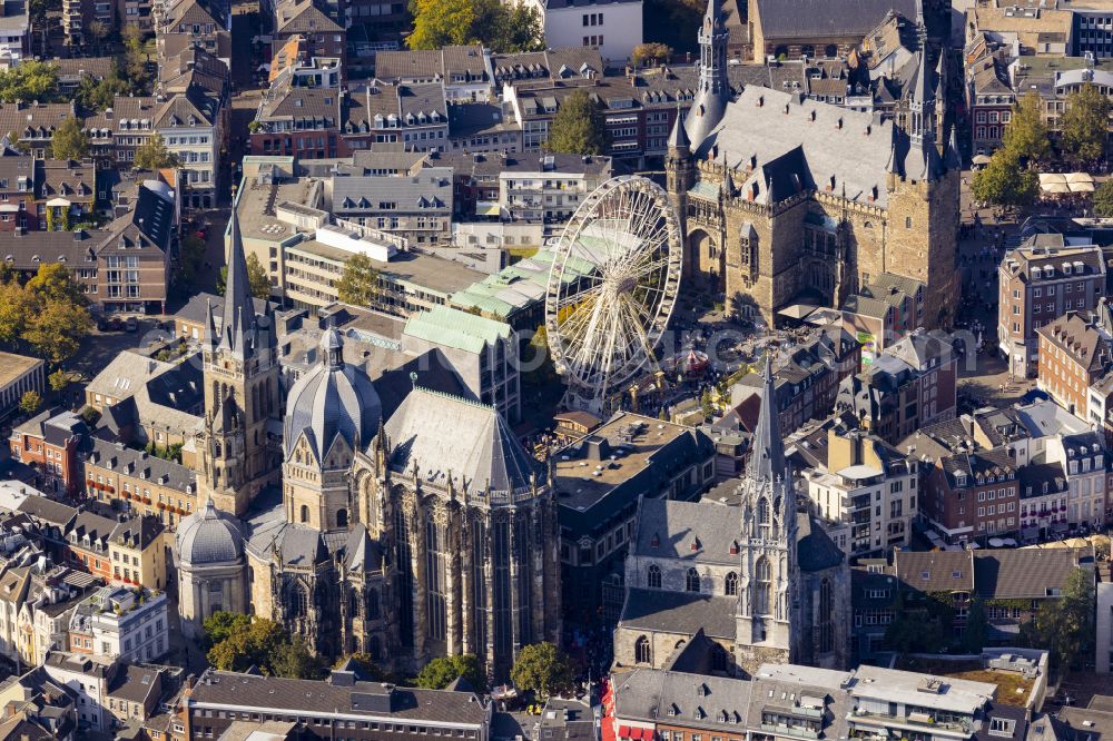 Aachen from above - Church building of the cathedral Aachener Dom in the old town in the district Mitte in Aachen in the state North Rhine-Westphalia, Germany