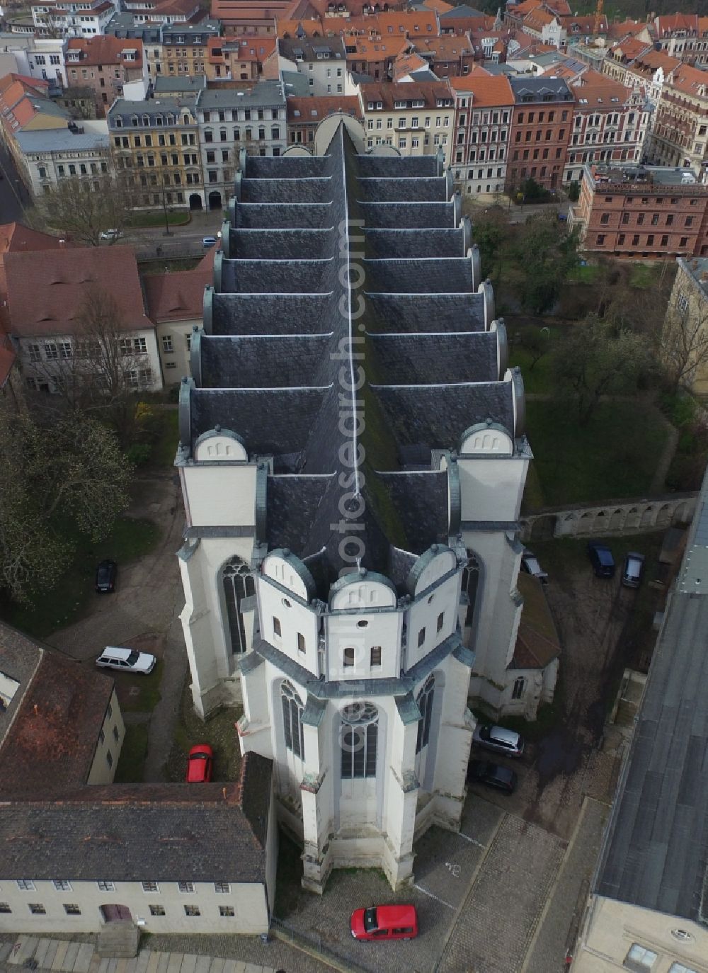 Halle (Saale) from the bird's eye view: Church building of the cathedral in the old town in Halle (Saale) in the state Saxony-Anhalt, Germany