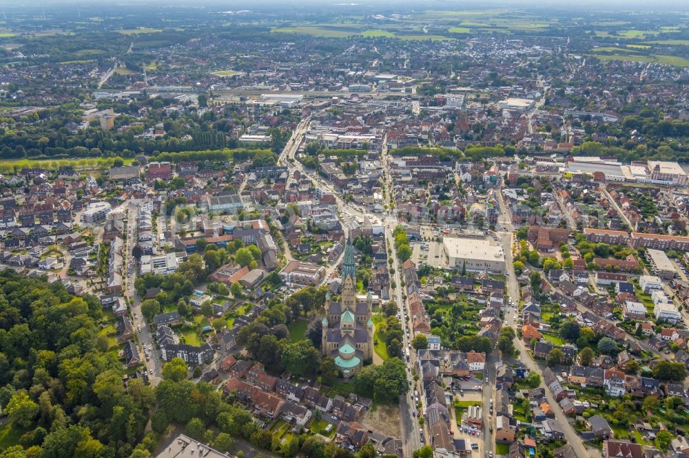 Aerial photograph Rheine - Church building of the cathedral St. Antonius- Basilika in the old town in Rheine in the state North Rhine-Westphalia, Germany