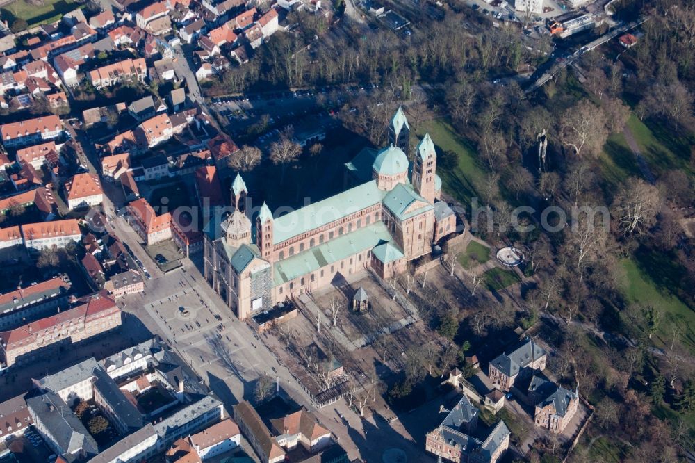 Aerial image Speyer - Church building of the cathedral in the old town in Speyer in the state Rhineland-Palatinate