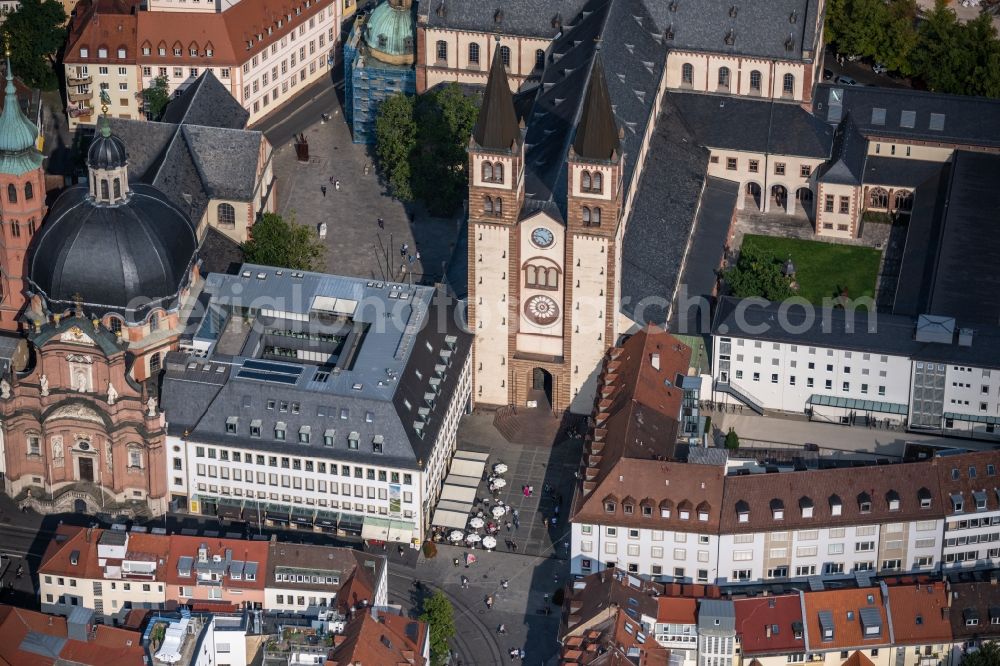 Würzburg from the bird's eye view: Church building of the cathedral Wuerzburger Dom and Neumuenster in the old town in Wuerzburg in the state Bavaria, Germany