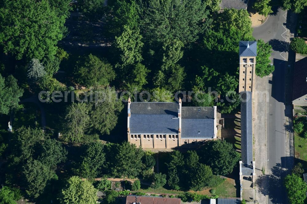 Aerial photograph Potsdam - Church building of Dorfkirche Bornstedt on Ribbeckstrasse in the district Bornstedt in Potsdam in the state Brandenburg, Germany