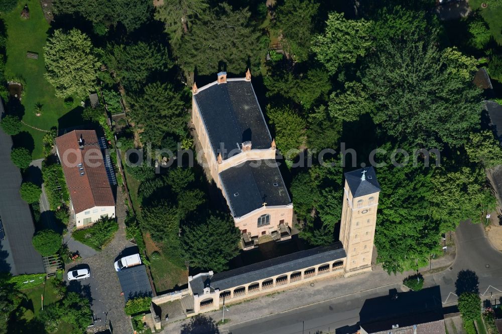 Potsdam from the bird's eye view: Church building of Dorfkirche Bornstedt on Ribbeckstrasse in the district Bornstedt in Potsdam in the state Brandenburg, Germany