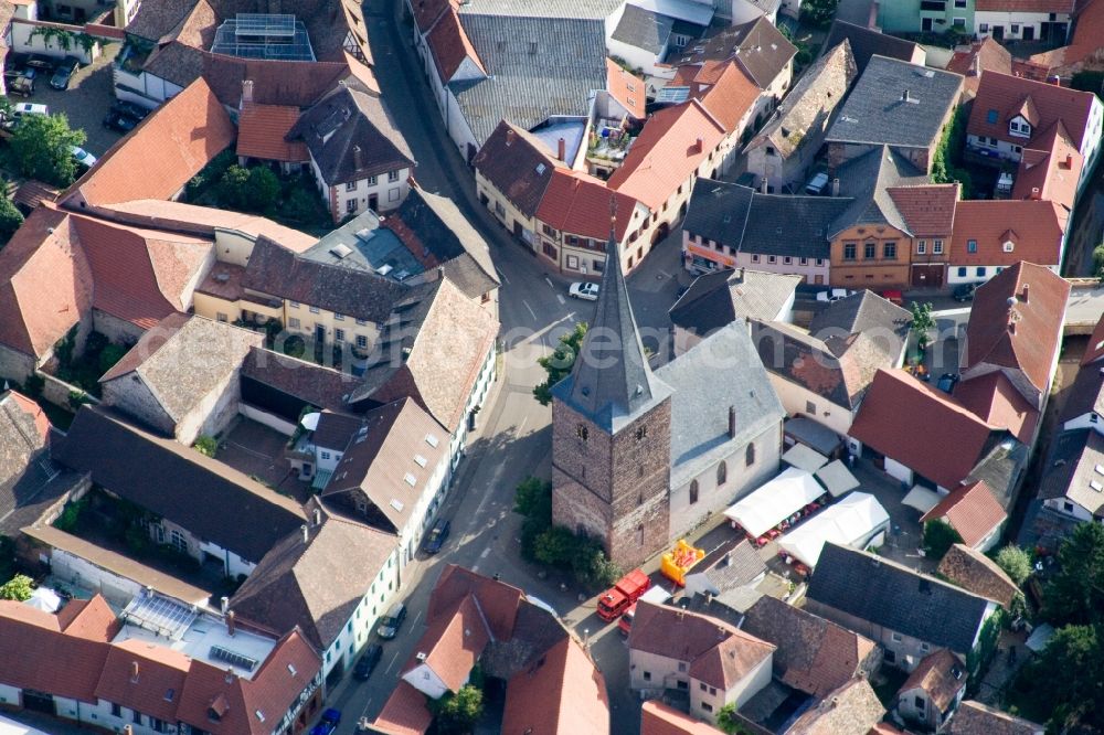 Großkarlbach from the bird's eye view: Church building in the village of in Grosskarlbach in the state Rhineland-Palatinate