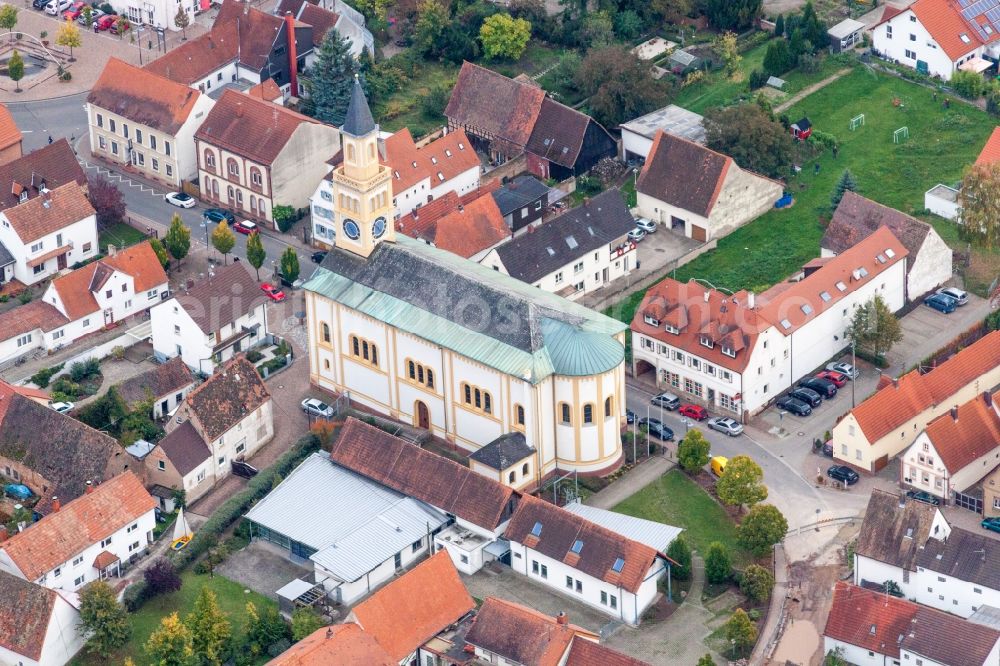 Aerial photograph Lingenfeld - Church building in the village of in Lingenfeld in the state Rhineland-Palatinate, Germany