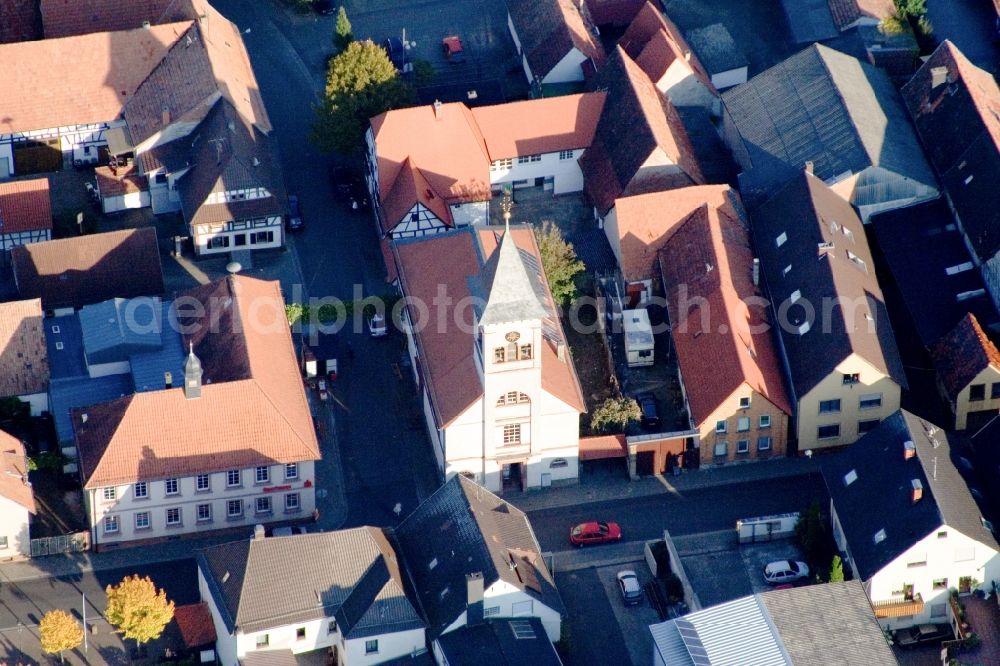 Billigheim-Ingenheim from the bird's eye view: Church building in the village of in the district Ingenheim in Billigheim-Ingenheim in the state Rhineland-Palatinate