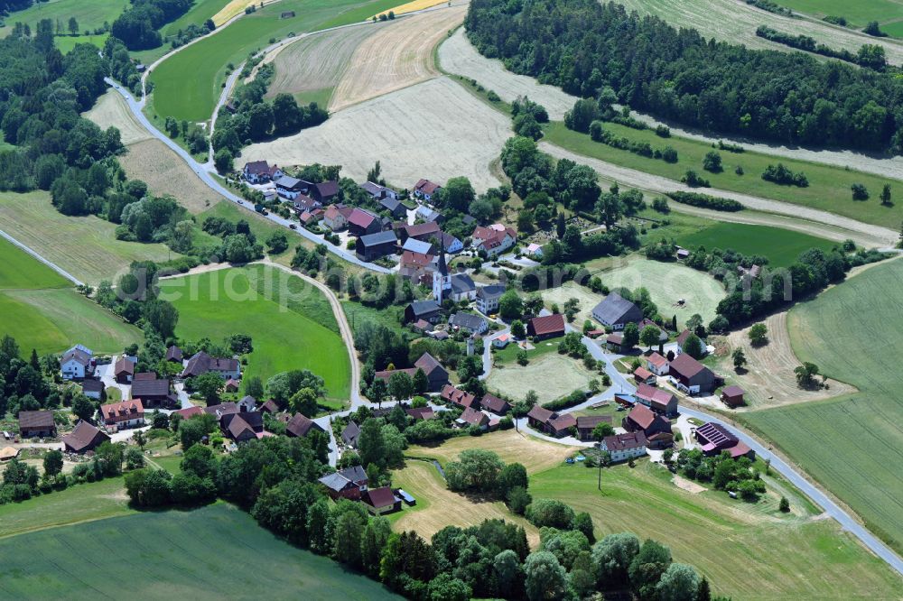 Aerial photograph Trumsdorf - Church building in the village of in Trumsdorf in the state Bavaria, Germany