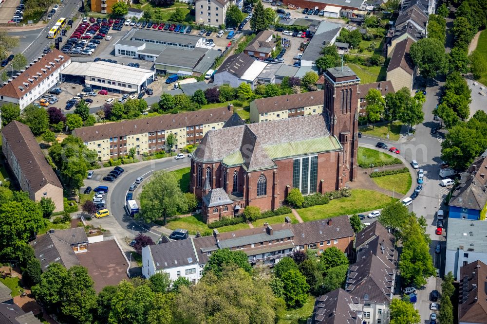 Aerial photograph Mülheim an der Ruhr - Church building St. Engelbert in Muelheim on the Ruhr at Ruhrgebiet in the state North Rhine-Westphalia, Germany