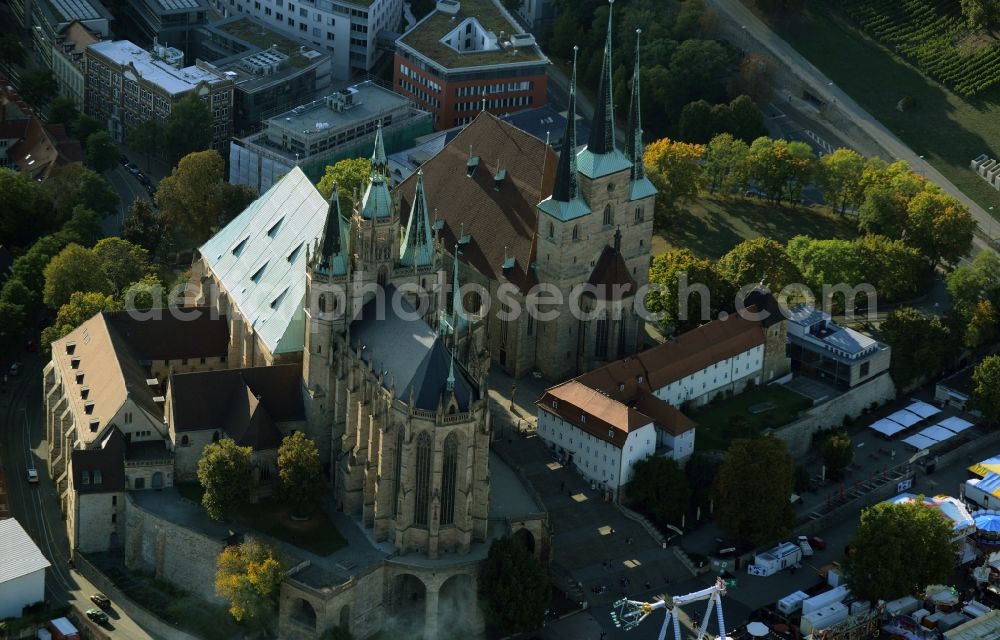 Erfurt from the bird's eye view: Church building of the cathedral of Erfurt in the state Thuringia