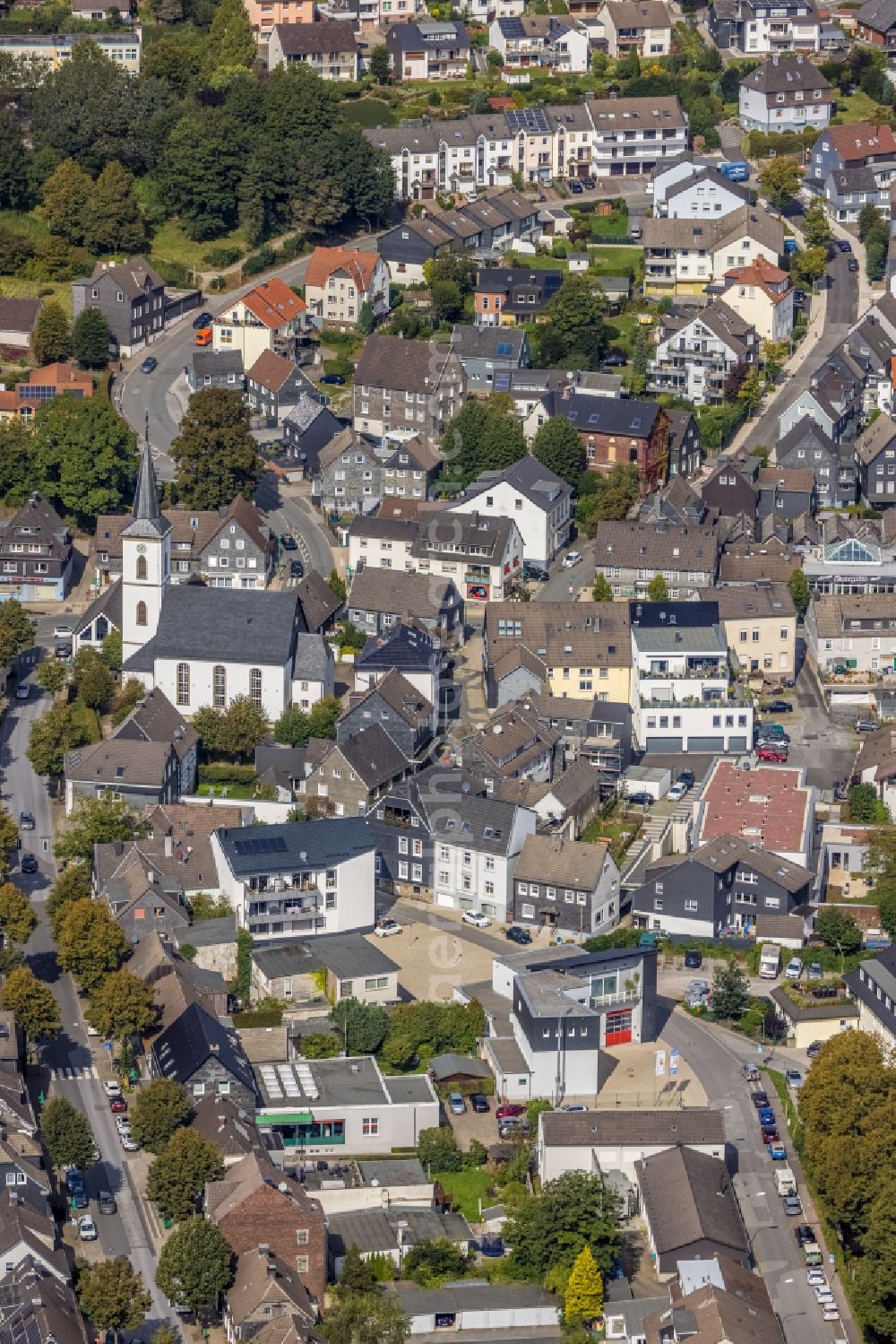 Aerial photograph Ennepetal - Church building evangelical church community Voerde in Ennepetal at Ruhrgebiet in the state North Rhine-Westphalia