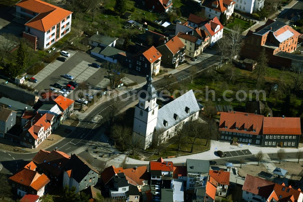 Aerial photograph Friedrichroda - Church building on Marktstrasse Old Town- center of downtown in Friedrichroda in the state Thuringia