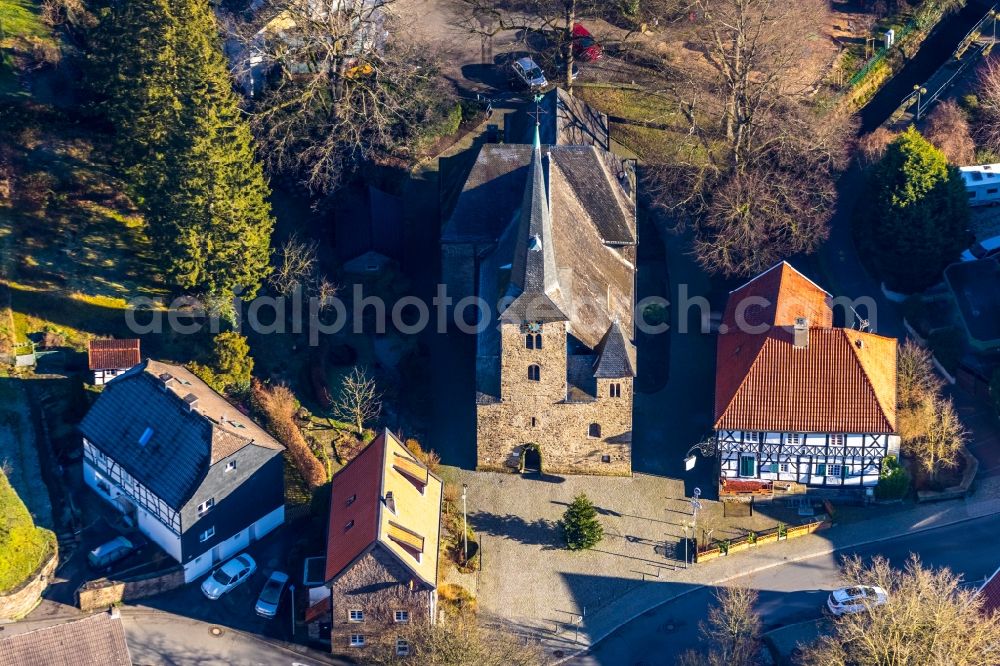 Aerial image Wetter (Ruhr) - Church building of Evangelische Kirchengemeinde Wengern on Kirchstrasse in the district Wengern in Wetter (Ruhr) in the state North Rhine-Westphalia, Germany