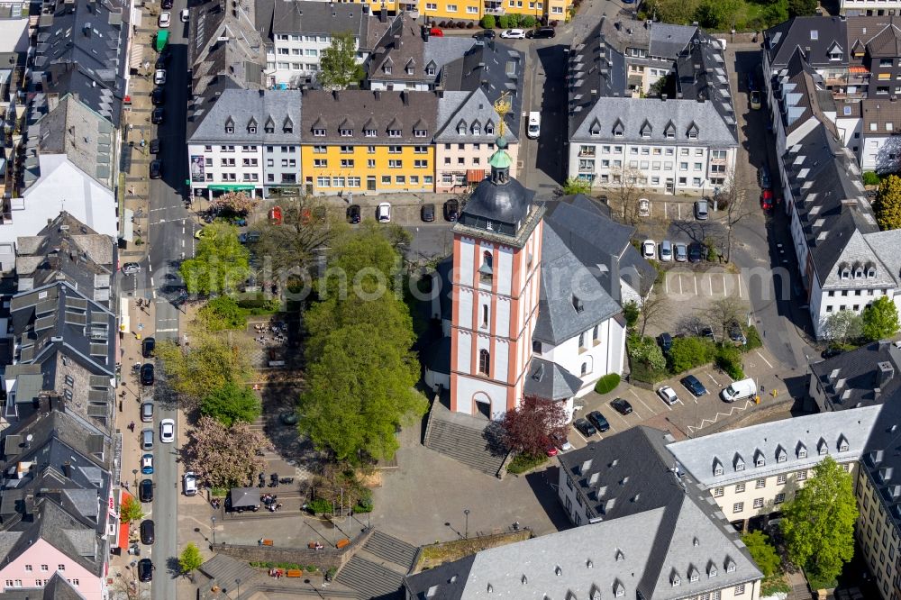 Siegen from the bird's eye view: Church building Evangelische Nikolaikirche Siegen on Kraemergasse in Siegen in the state North Rhine-Westphalia, Germany