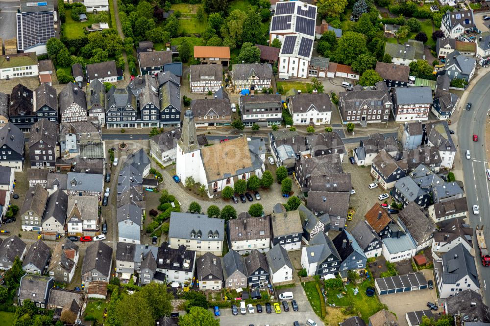 Aerial photograph Bad Laasphe - Church building protestant Kirche in Bad Laasphe on Siegerland in the state North Rhine-Westphalia, Germany