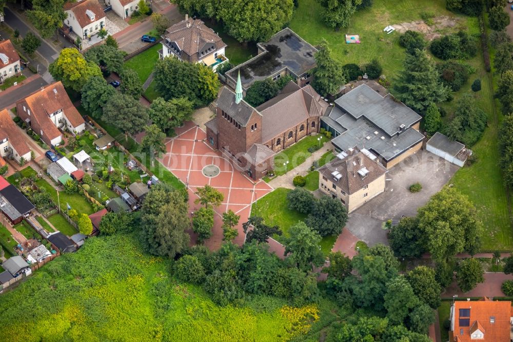 Aerial image Essen - Church building Evangelischen Kirche Karnap on Hattramstrasse in Essen in the state North Rhine-Westphalia, Germany