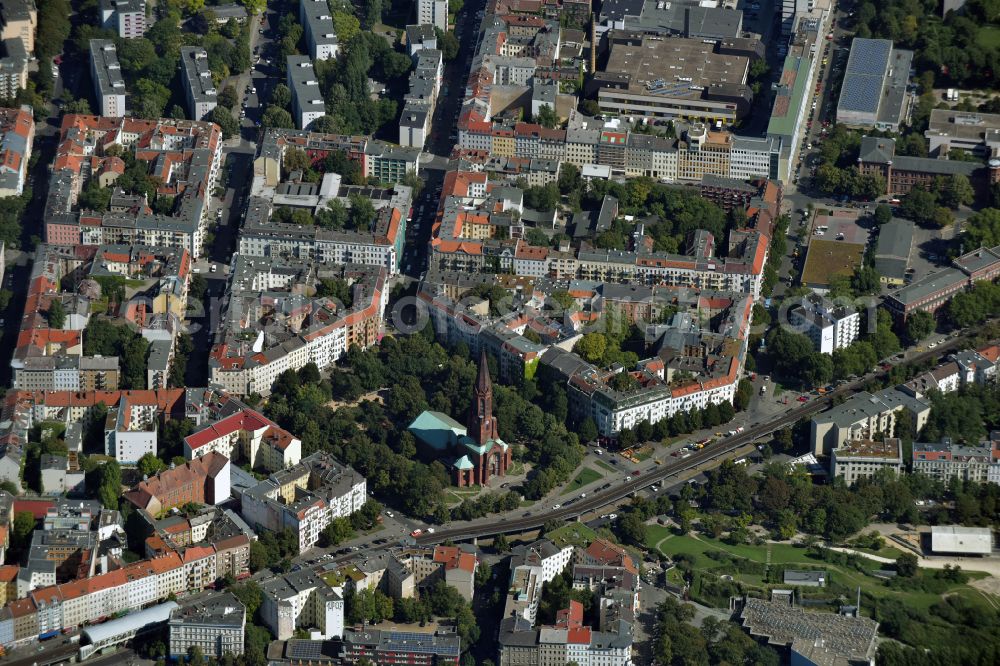 Berlin from above - Church building of the protestant parish Emmaus - Oelberg at the Lausitzer square - in the Skalitzerstrasse in Berlin