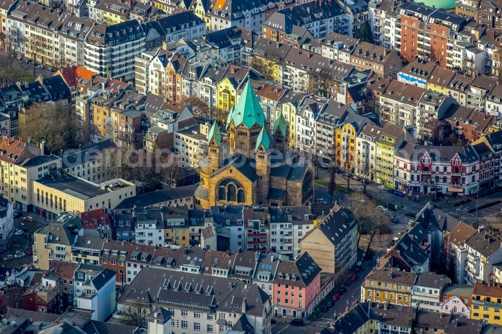 Aerial image Düsseldorf - Church building of the protestant cross church on Klever Strasse in Duesseldorf in the state of North Rhine-Westphalia